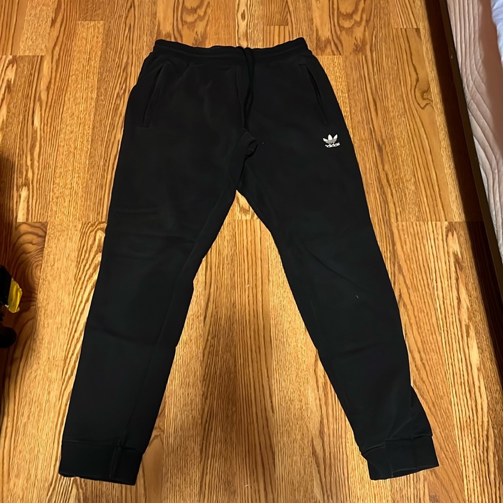 Men's black adidas sweatpants size medium